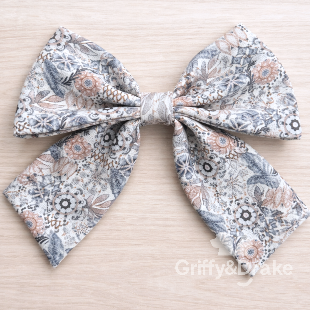 Sandstone Bloom Sailor Bow